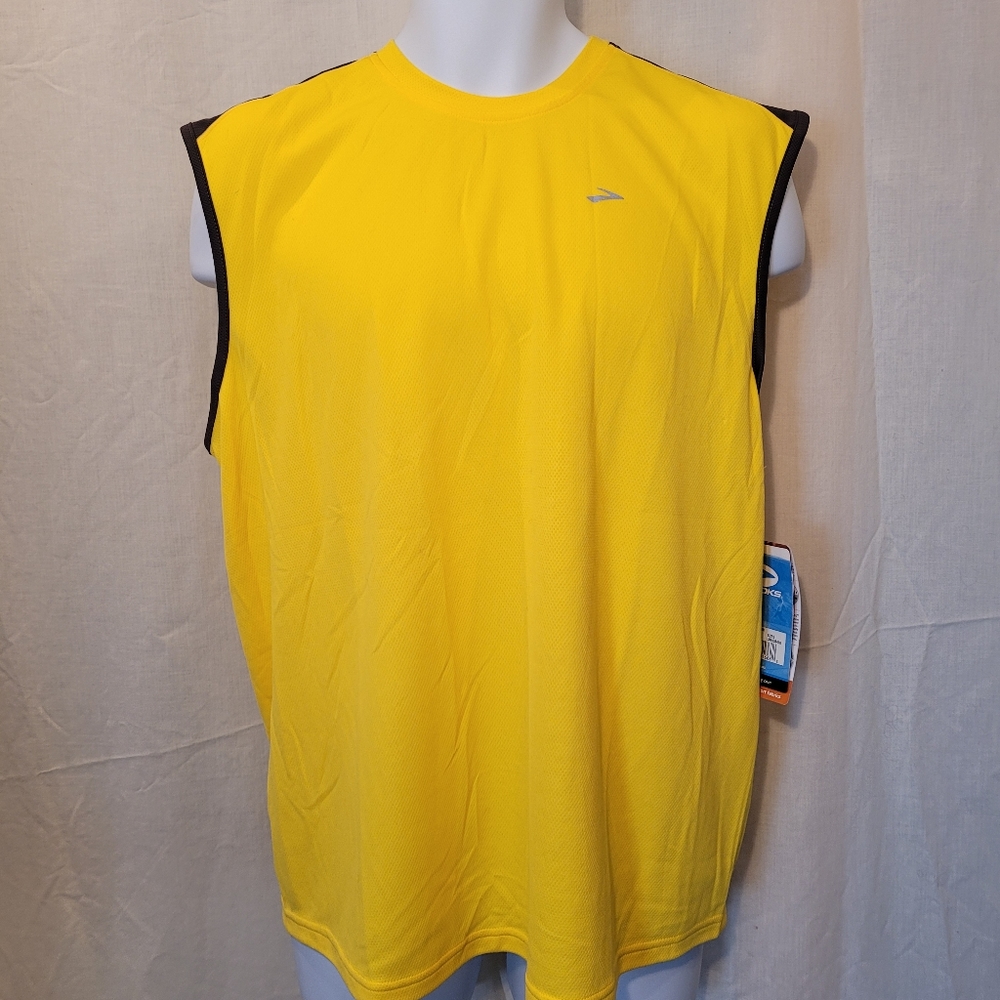 Brooks Sting Revelation Trainer Sleeveless Shirt